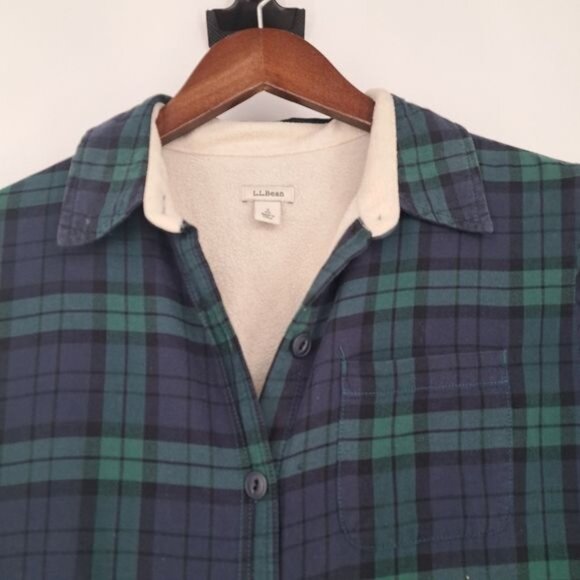 L.L. Bean Fleece Lined Black Watch Plaid Button Up Shacket‎ Size Small - Picture 2 of 7